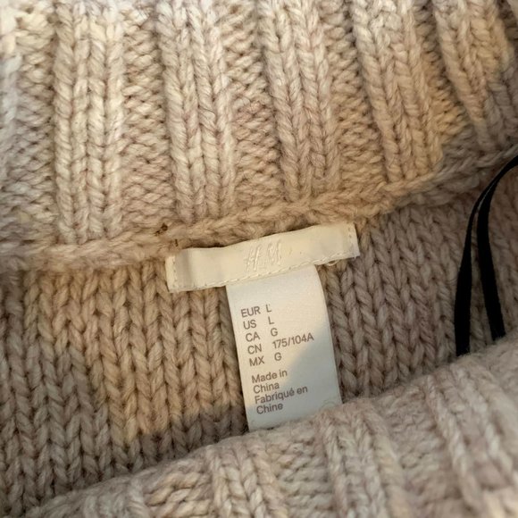 H&M Long Knit Sweater - Picture 4 of 6